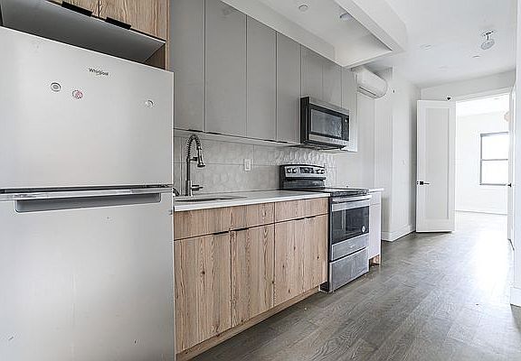 2nd image of 1281 Nostrand Ave #4D