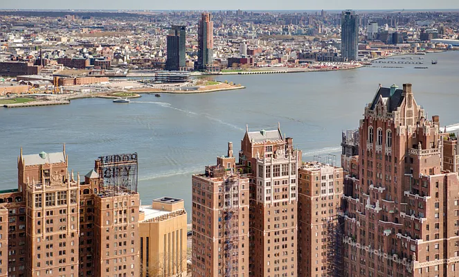 Rented by BLDG | media 6