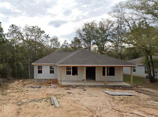 100 Windsor Dr, Crestview, FL 32539