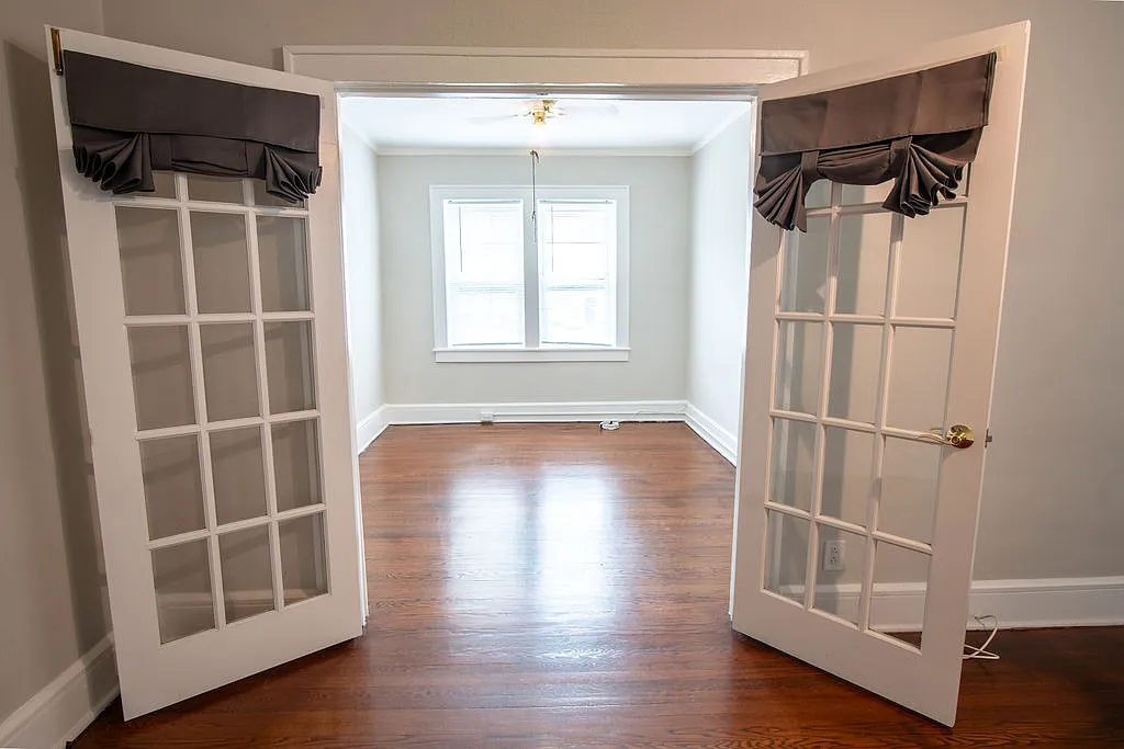 2 bed, $2,300 — Photo 3