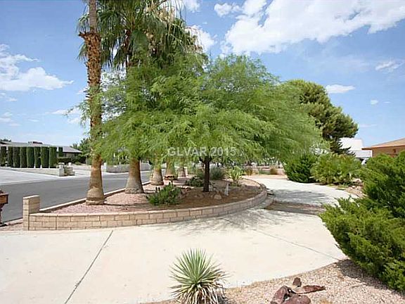2nd image of 8062 Red Barn Dr