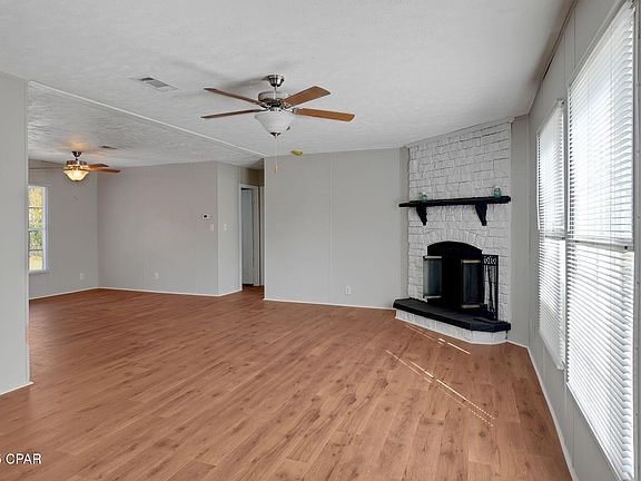 5th image of 447 Smith Rd