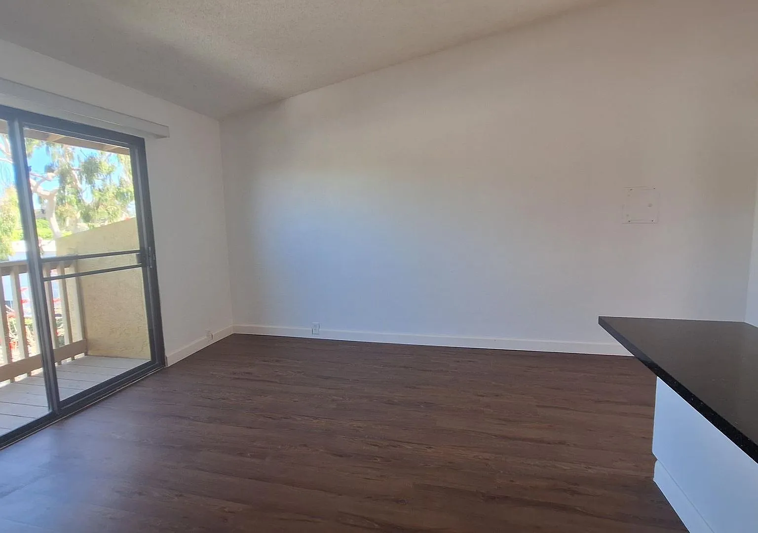 Oak Villa Apartments — Photo 3