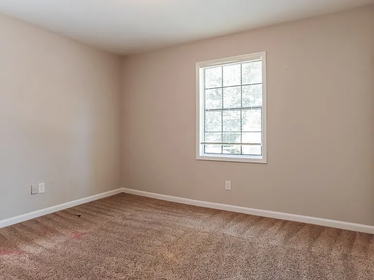 3212 Goldenchain Dr — Photo 17