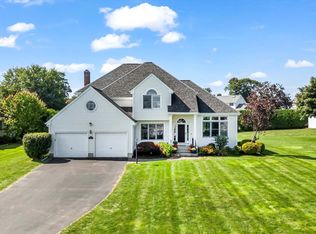 243 Windmill Hl, Wethersfield, CT 06109