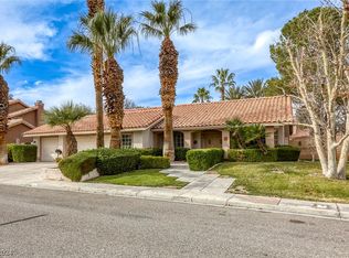 1024 Red Hollow Dr, North Las Vegas, NV 89031