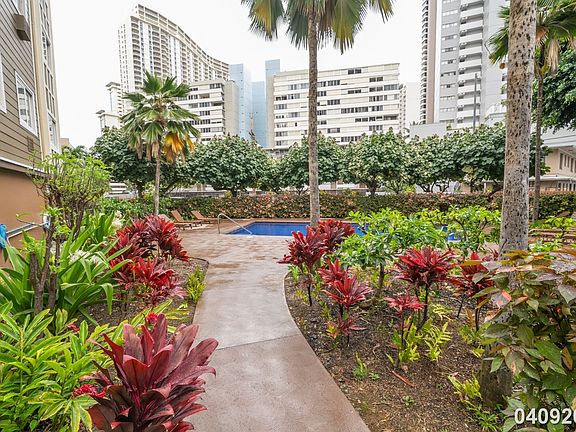 2nd image of 1820 Kaioo Dr APT A203