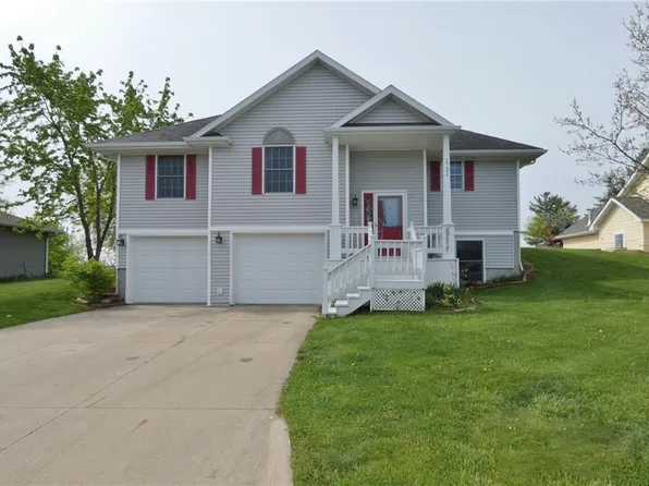 1721 Neil Dr, Pella, IA 50219