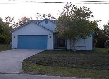 1st image of 638 SE Prineville St