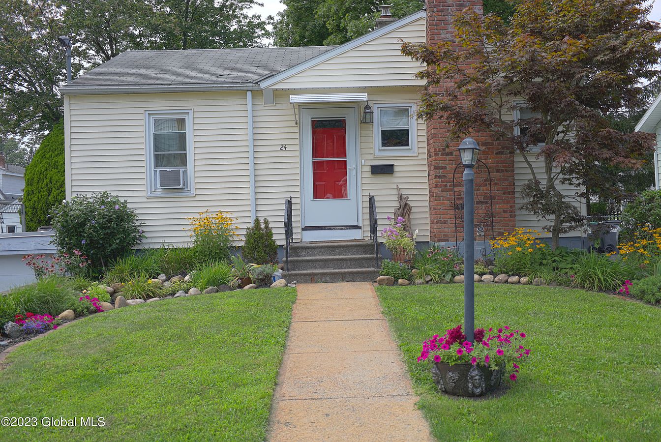 1st image of 24 Grove Avenue