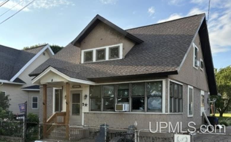 1st image of 1219 Anthony St