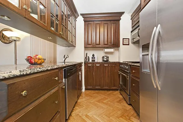 Rented by Olshan Realty | media 84