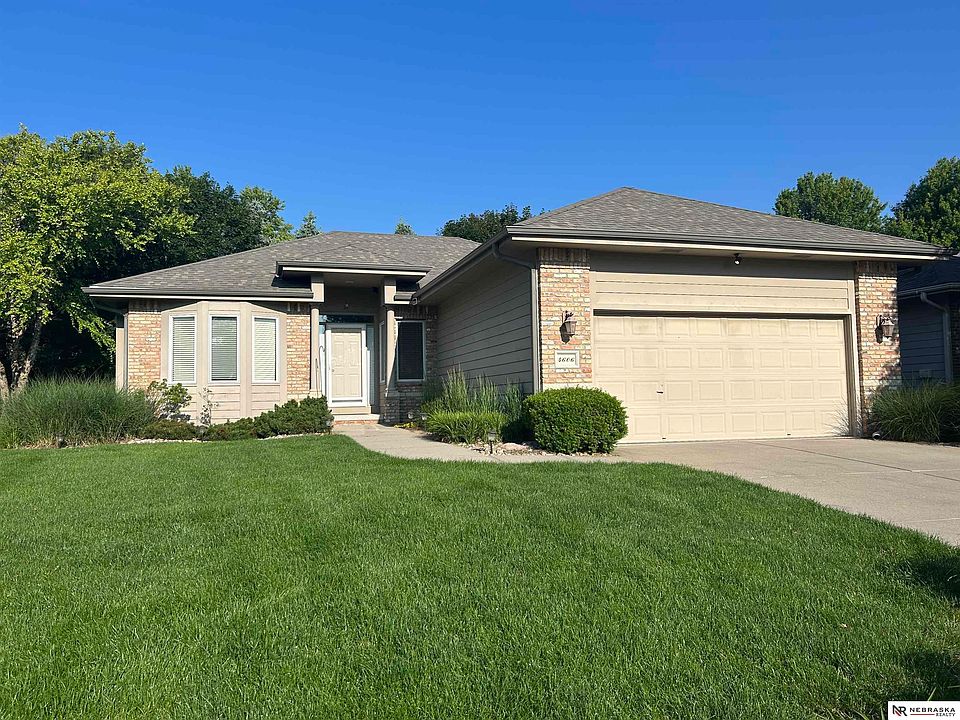 1st image of 4606 N 135th Ave