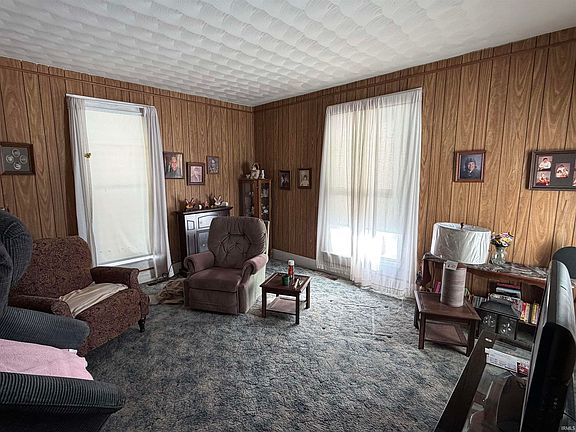 2nd image of 1523 4th St
