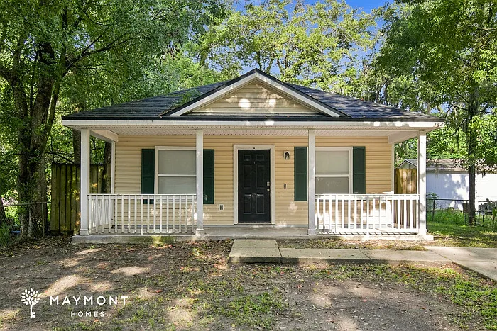 3 bed, 2.0 bath, 1100 sqft, $1,325 — Photo 1