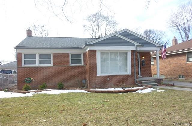 1st image of 28465 Cleveland St