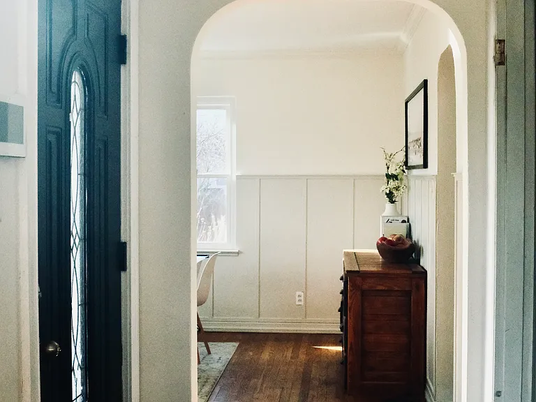 3125 Mesmer Ave — Photo 2