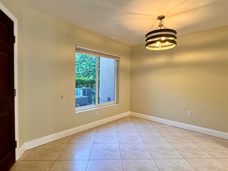815 W Boynton Beach Blvd #10-105 — Photo 28