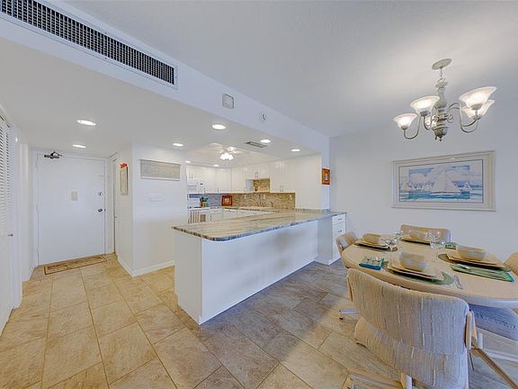3rd image of 17920 Gulf Blvd APT 1808