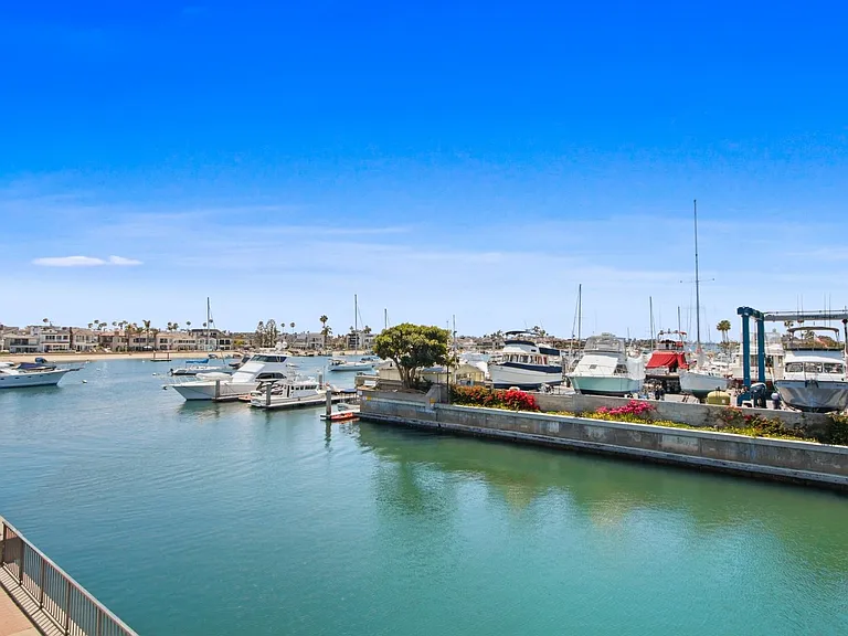The Waterfront — Photo 36