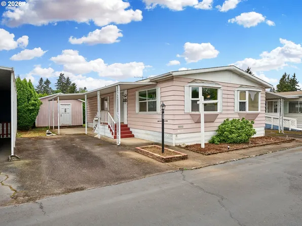 620 SE 2nd Ave Unit 67, Canby, OR 97013