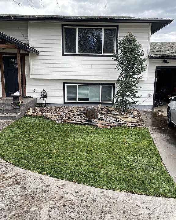 1st image of 1115 N Monarch Ave