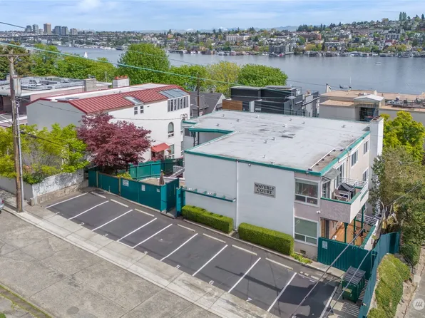 2000 Waverly Place N, Seattle, WA 98109