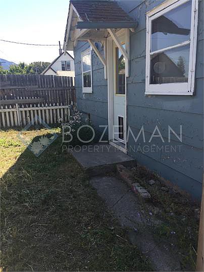 1st image of 119 S F St #1/2