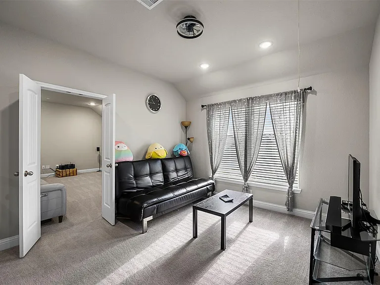 18606 Rock Quarry Trl — Photo 23