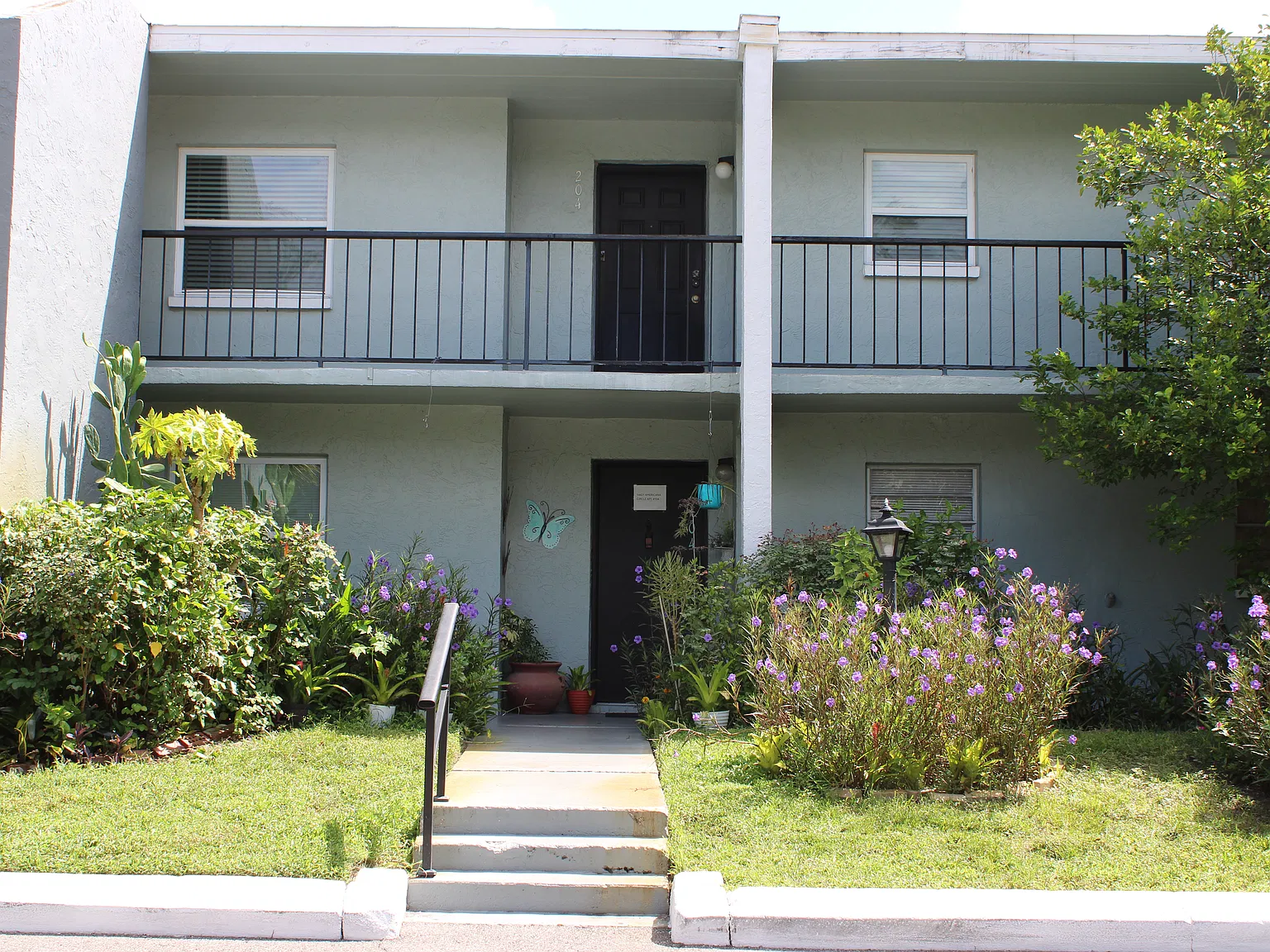 2 bed, 1026 sqft, $1,650 — Photo 1