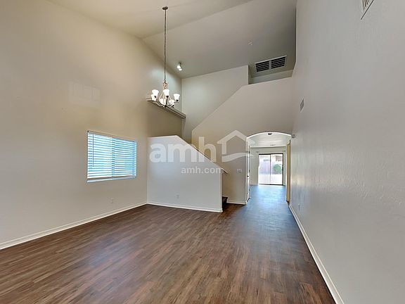 4th image of 3318 W Sunland Ave