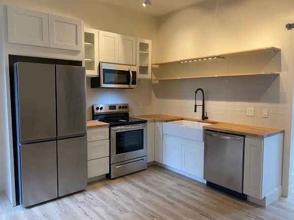 110 W Elder St APT 3, Cincinnati, OH 45202
