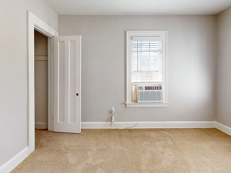 Venetian - Bedroom 3