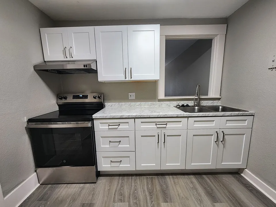 Florence Apartments