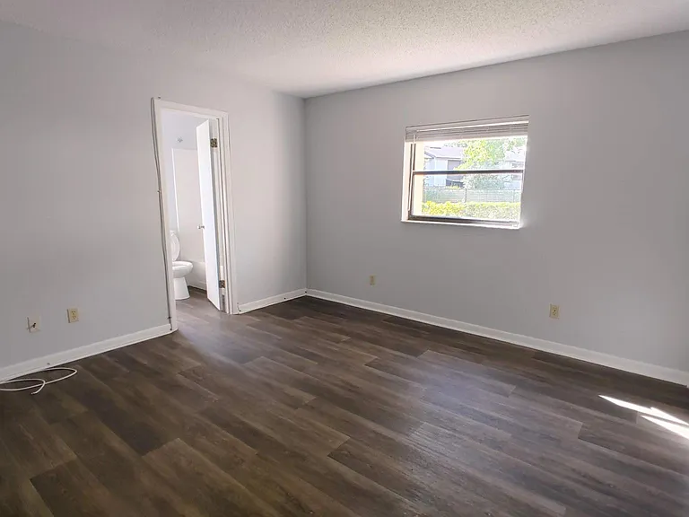 2050 Oleander Blvd — Photo 8