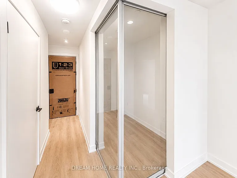127 Broadway Ave #210 — Photo 9