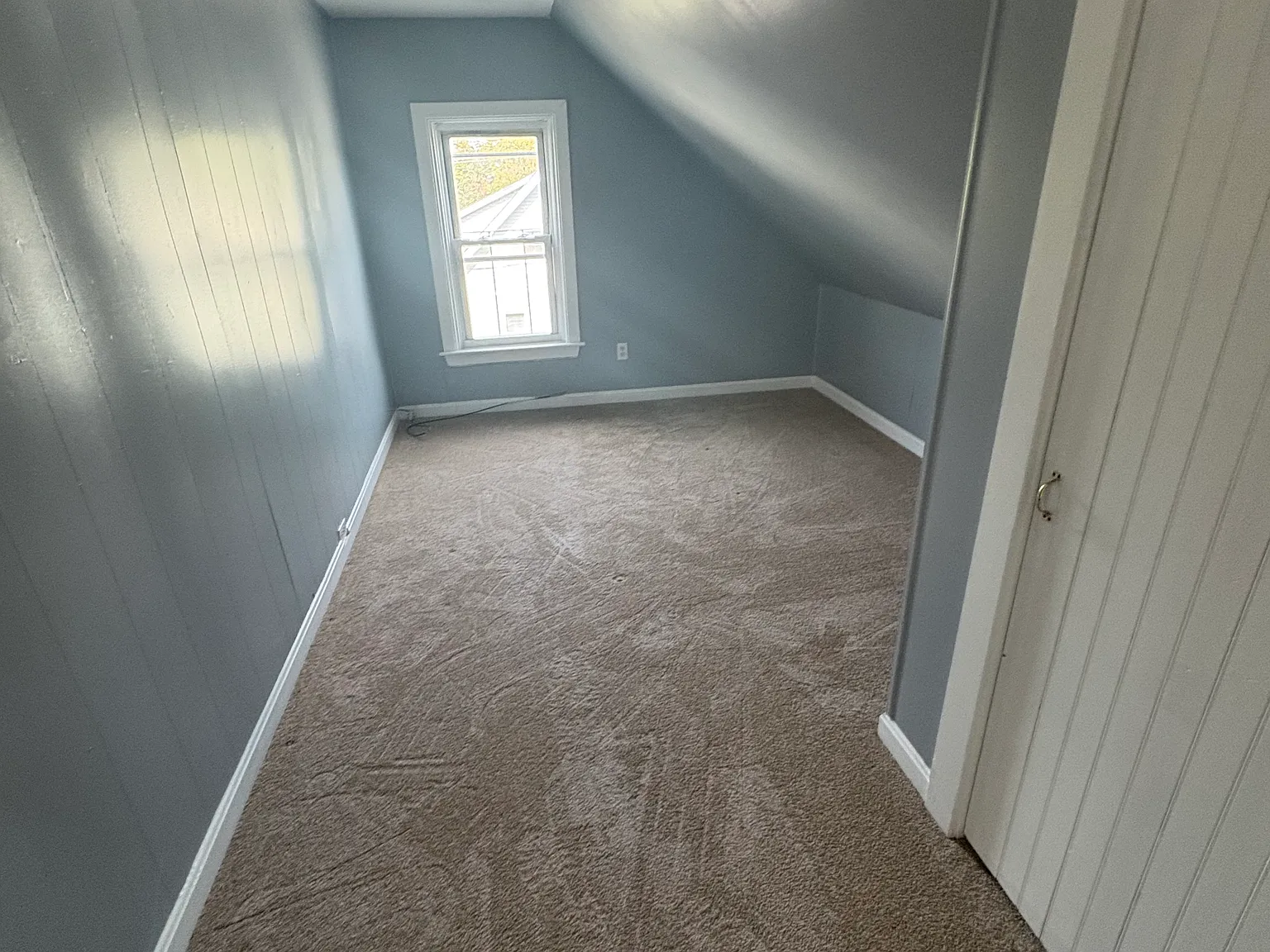 2 bed, 730 sqft, $2,200 — Photo 3