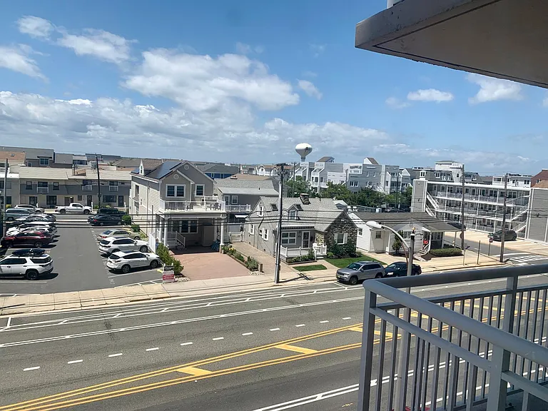 9400 Atlantic Ave #312 — Photo 9