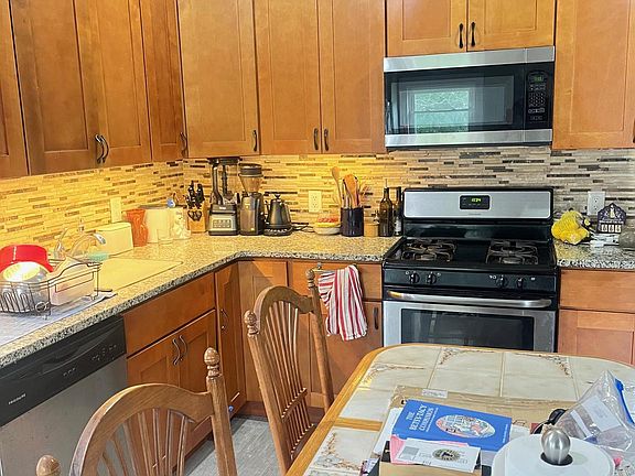 2nd image of 807 S 49th St Floor 3