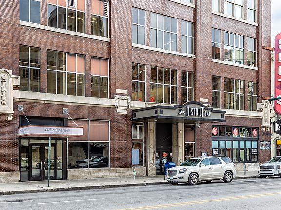 2nd image of 141 S Meridian St Suite 404