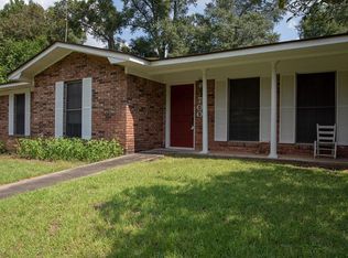 700 Myrtle St, Woodville, TX 75979
