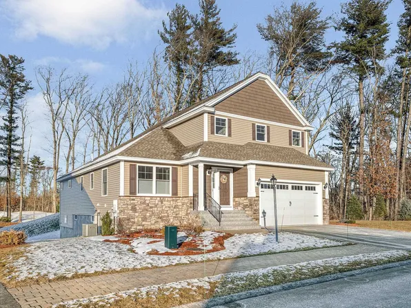 25 Renaissance Circle #29, Salem, NH 03079