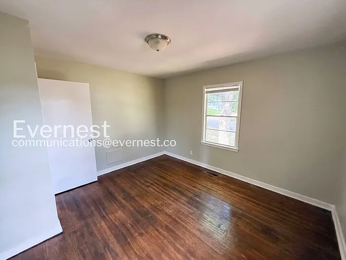 1536 17th St SW — Photo 11