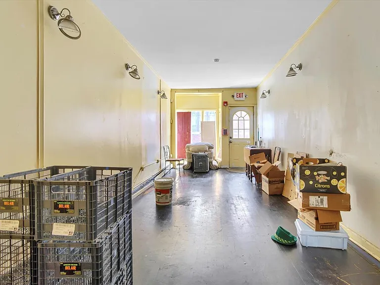 78 Burd St #2 — Photo 14