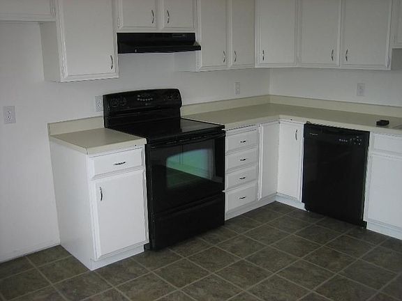 3rd image of 1850 S 300 E APT 6