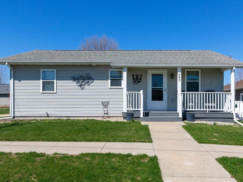 1st image of 603 4th Ave