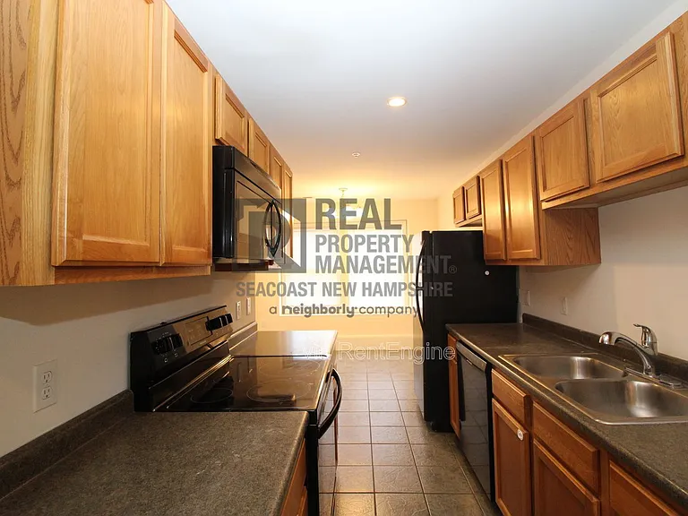 4 Waverly Dr — Photo 2