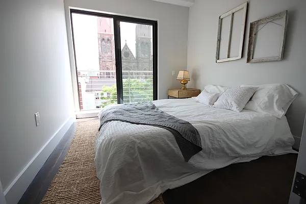 Rented by Nooklyn NYC LLC | media 99