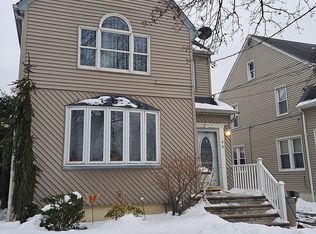 46 Kenmore Rd, Valley Stream, NY 11581