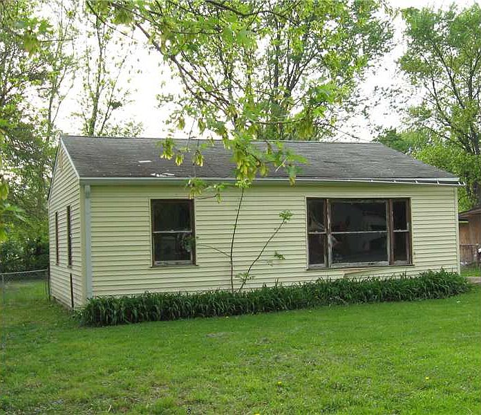 1st image of 4142 Elmhurst Dr